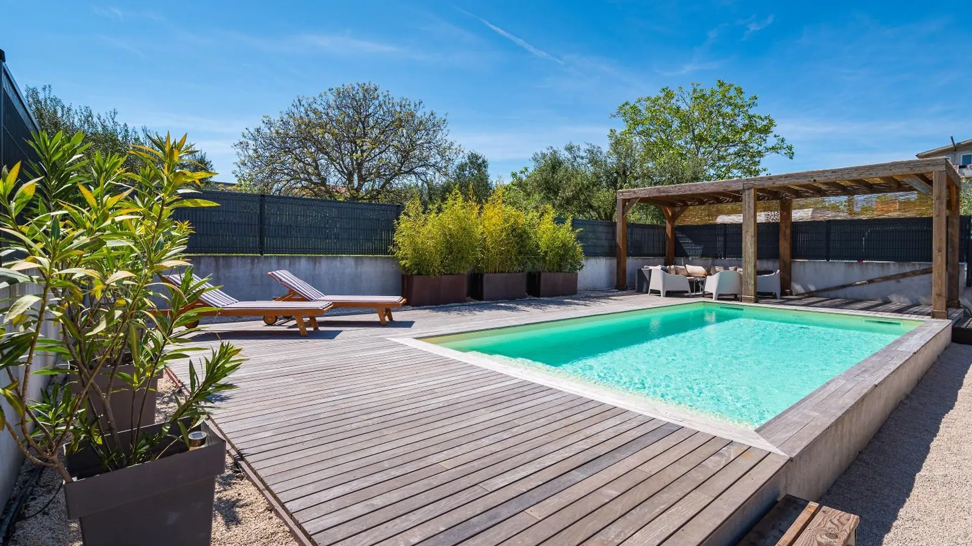 4 Bedroom Private Villa With Large Pool, Quiet Area Bibinje
